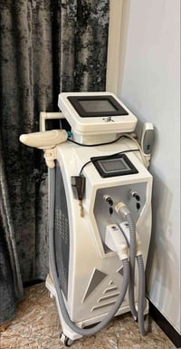 ليزر ثلجي دبل شاشه استخدام قليل للبيع  07752525253