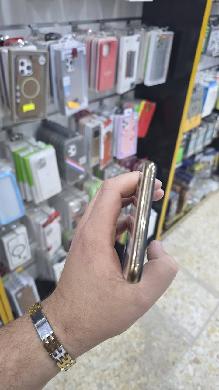 ايفون اكس ماكس للبيع
📱 iPhone X Max – ذاكرة 256GB
💯 بطارية أصلية 77% (ما تصرف بسرعة)
✅ شاشة مبدلة أصلية
💔 ظهر مكسور (كما في الصور)
🔧 كلشي شغال: كاميرا، Face ID، سيم كارت، مكالمات
ذاكرة 256 GB✅️
📦 جهاز بدون كارتونة
🛍 يأتي مع:
كفر سيليكون
لاصق شاشة أصلي
💰 السعر: 140,000 د.ع
📍 الموقع: بغداد – الأمين الثانية / شارع الصيدلية النظامية
📲 للطلب أو الاستفسار: واتساب أو رسالة الصفحة: ***********
✨ Z.4STORE – الأفضل دائماً 💯
