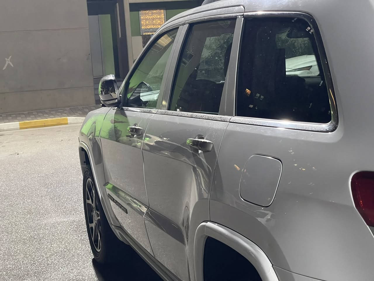 سلام عليكم  جيب وفر لاند  ٢٠١٩ كامل مواصفات خليجي مكفول السعر ٣٥ للاستفسار ***********
