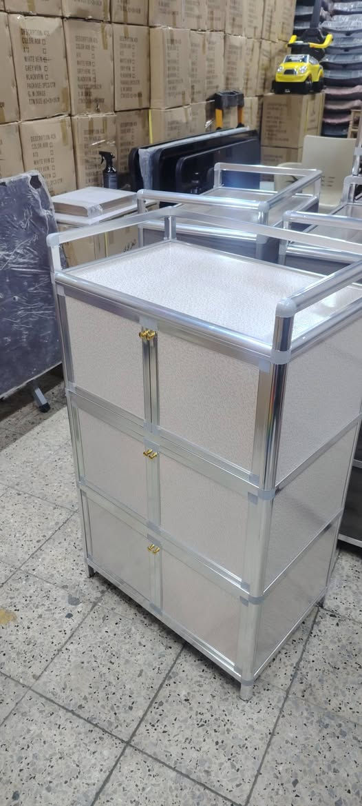 بس ب٥٥ الف دينار والتوصيل مجاني كافة انحاء العراق دولاب المنيوم متعدد الاستعمال شرط شغل درجه اولى براغي من اول رف الى اخر رف مع ضمان الجوده كلشي تكدر تستعملا بلمطبخ غرف النوم مكاتب محلات عيادات طبيه صالونات استخدام عام كلشي يرهم قياسو ٦٥ عرض ٤٥ عمق ١١٥ ارتفاع عنوانا موصل الساحل الايسر دركزليه قبل شارع المركز بثلاث محلات اذا انت جاي من اتجاه مجسر السويس بعد مطعم حسين الشيخ للاستفسار الاتصال على الرقم *********** *********** سنتر العزاوي لديكم لا خوف عليكم
