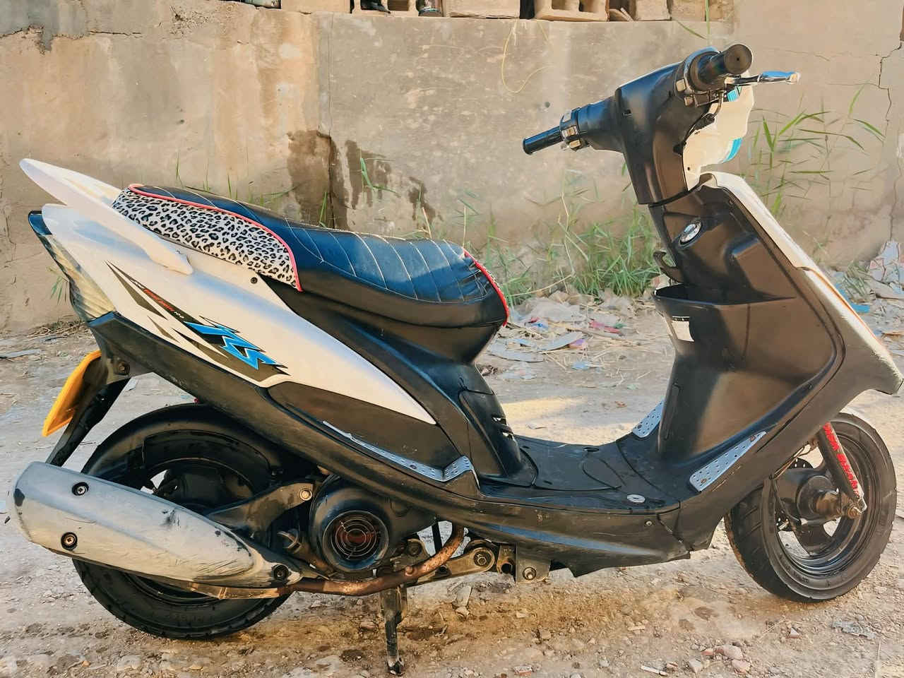 سلام عليكم ماكس عدله للبيع 49 دراجه مفتوحه مبدل ولفات الباقي كله بلادي مكاني صويره رقمي ***********
