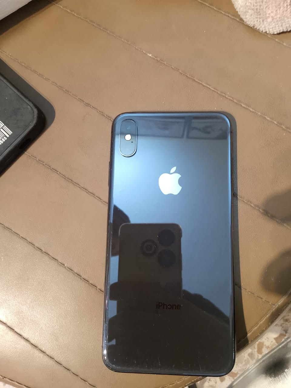 السلام عليكم 
ايفونXMAX
للبيع كلشي ممبدل بي على وضع الشركة انطيك بي
ضمان استرجاع اذا لگيت شي مو ماله او مبدل 
بطارية80 تليفون نضيف السعة 256
السعر 200 وبي مجال للطيبين
الرقم ***********
