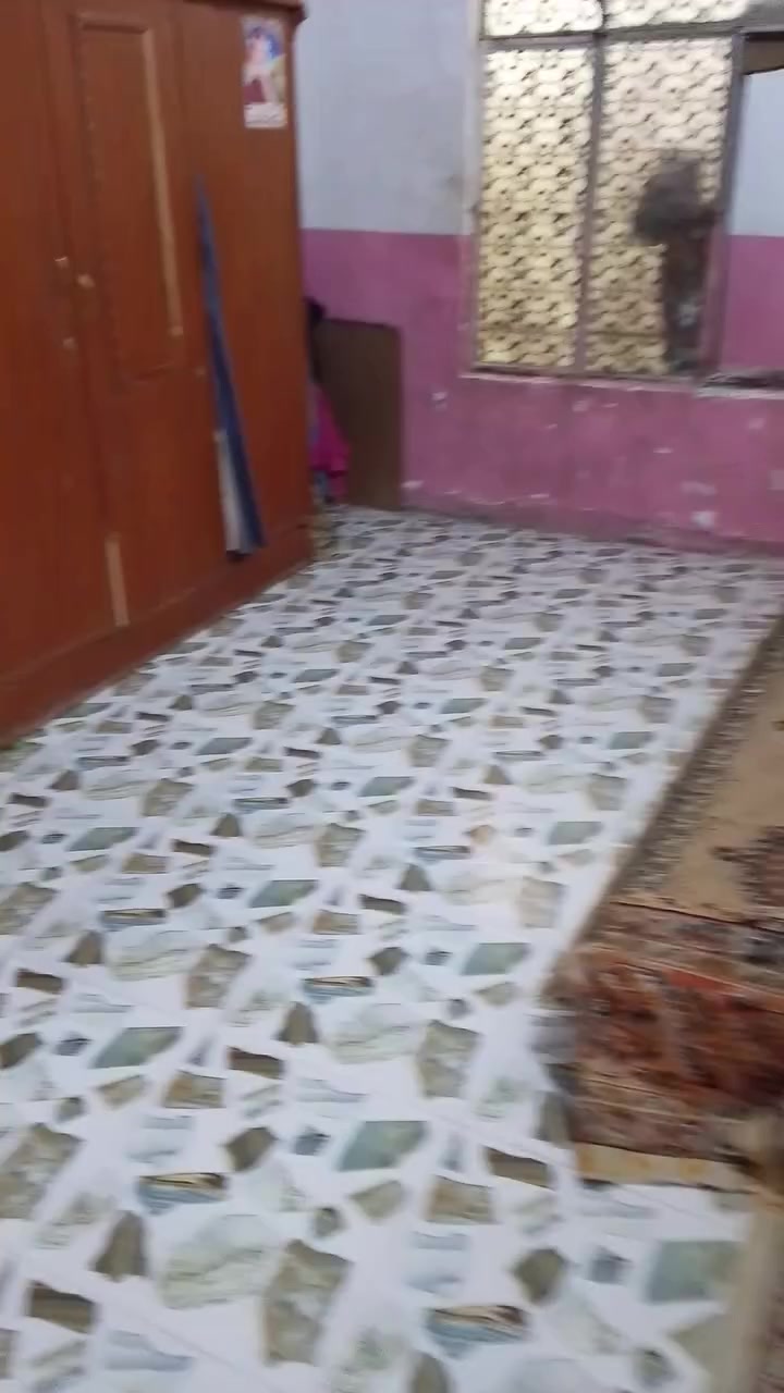 السلام عليكم  للبيع مساحه 300 في ثلاث غرف نوم 3
قضاء الرفاعي سيدي شويه 
***********
***********
