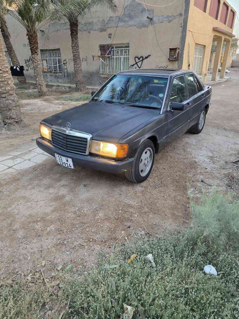 سلام عليكم مرسدس 190 رقم بغداد دولي بسمنه سنويه جديده توهه داخله هزه مديل 90 سياره مكفوله توهه محوره مكينه وكير جدد ونجي قواعد مكفولات كفاله سياره جاهزه تخم تاير جديد حداديه جديده كهربايات كلهه شغاله رقم *********** السعر 28  ورقه المكان نا صريه سوق الشيوخ

