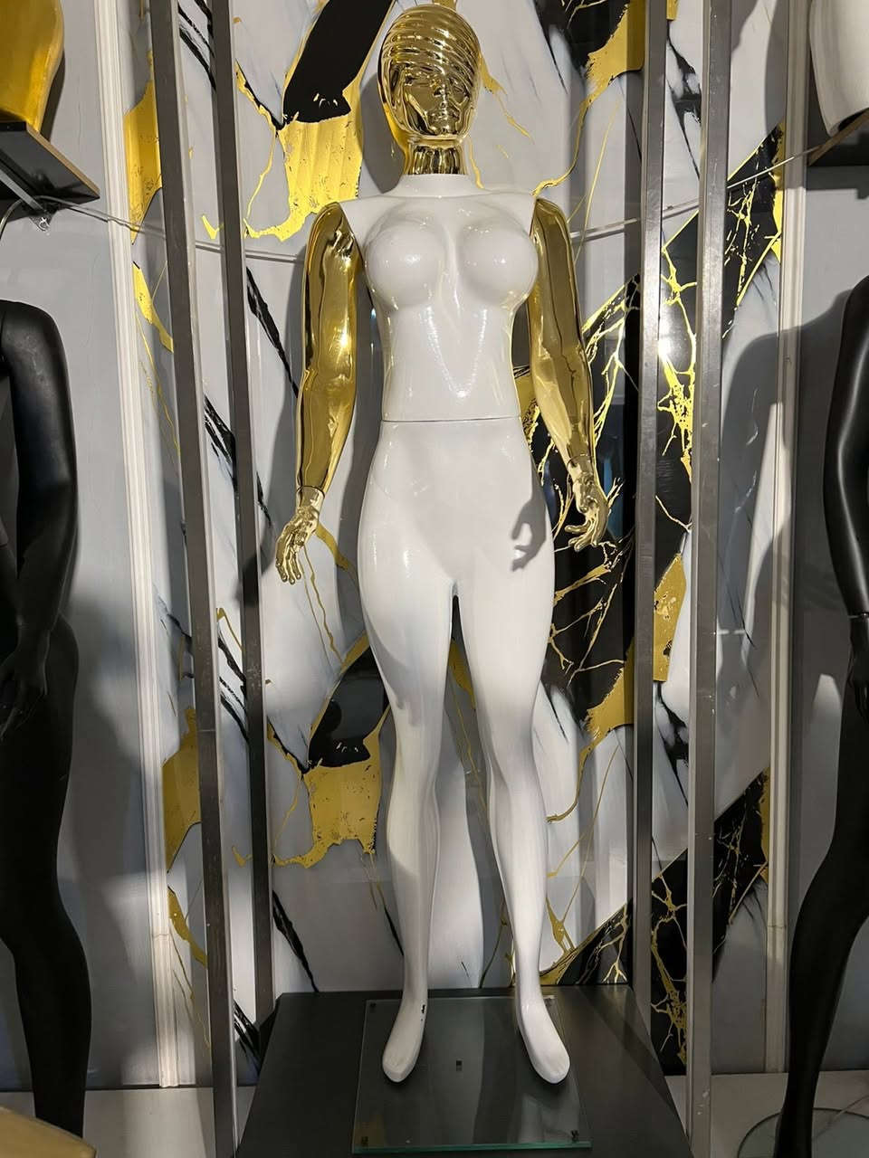 تم وصول وجبه جديده من مليكانه نسائي تركي 
مختصيين لتجارة انواع المليكانات
الرجالية والنسائية والاطفال
للحجز /*********** /***********
يوجد توصيل لجميع العراق
جمله مفرد 
بغداد مخازن الشعب
.
