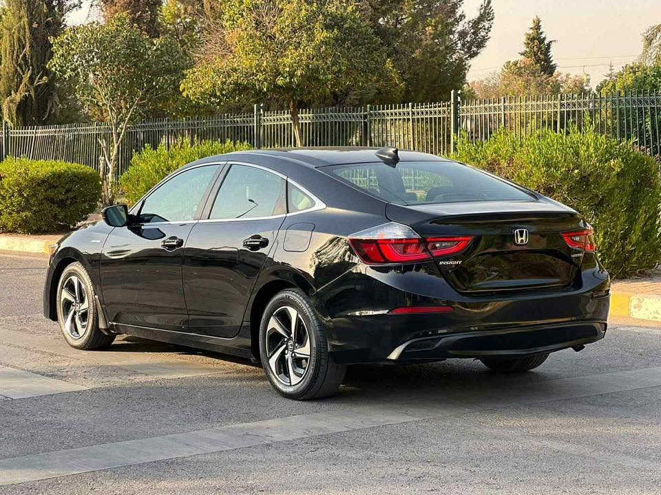 🚗 للبيع: هوندا إنسايت EX هايبرد 2022
📍 مكان السيارة: بغداد

📞 للتواصل: ***********

💰 السعر: 128 ورقة – قابل للتفاوض

🛠️ المحرك: 4 سلندر – 1500cc هايبرد

⚙️ المواصفات: فئة EX

• شاشة كبيرة

• كاميرا خلفية

• حساسات خلفية

• حساسات أمامية

• كراسي مخمل

• رادار أمامي

• مانع تصادم

• محدد مسار

• تصحيح مسار

• كاميرا أمامية

• شفتات استيرن

• مثبت سرعة

• مانع انزلاق

• تحكم فول

• بصمة تشغيل عن بعد

• بصمة أبواب

• دخول ذكي

• إنارة ترحيب

• حساسات تجاوز BSM

• نقطة عمياء

• حساسات تجاوز عدد 2

• حساس أمامي وخلفي

• شاشة أعطال

• هندبريك كهرباء

• أضوية أمامية تورنج LED

• إنارة أمامية تلقائية Auto

• حساسات ضغط هواء الإطارات

• نظام ECO + TRIP

• نظام GPS + خرائط

• 3 أنظمة قيادة (eco, ev, sport)

⚠️ أضرار السيارة:

• وارد أمريكي 

• صبغ بالجاملغ وحاجب البنيد الأيمن أعلى اللايت فقط

• باقي أجزاء السيارة مكفولة

📌 تفاصيل إضافية:

• رقم السيارة بغداد الدولي الجديد

• باسم المالك تحويل مباشر

• اللون: أسود
