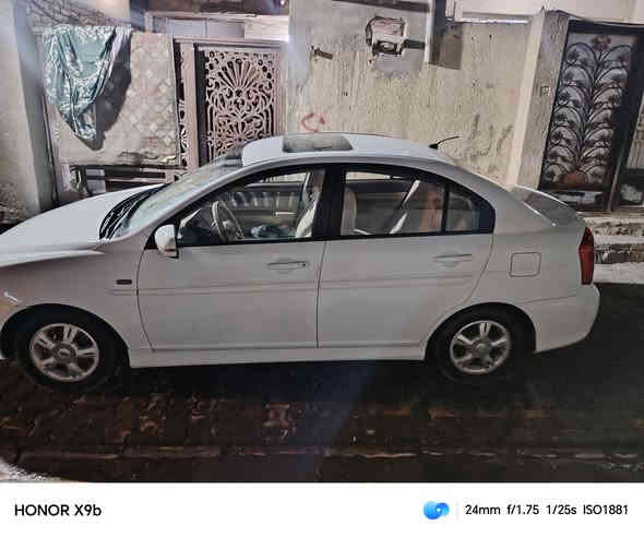 السلام عليكم اكسبت للبيع موديل 11 سياره كفاله باب مصبوعه بس محرك 600 سياره فول هذا رقمك والسعر 105 شويه بيها مج ***********
