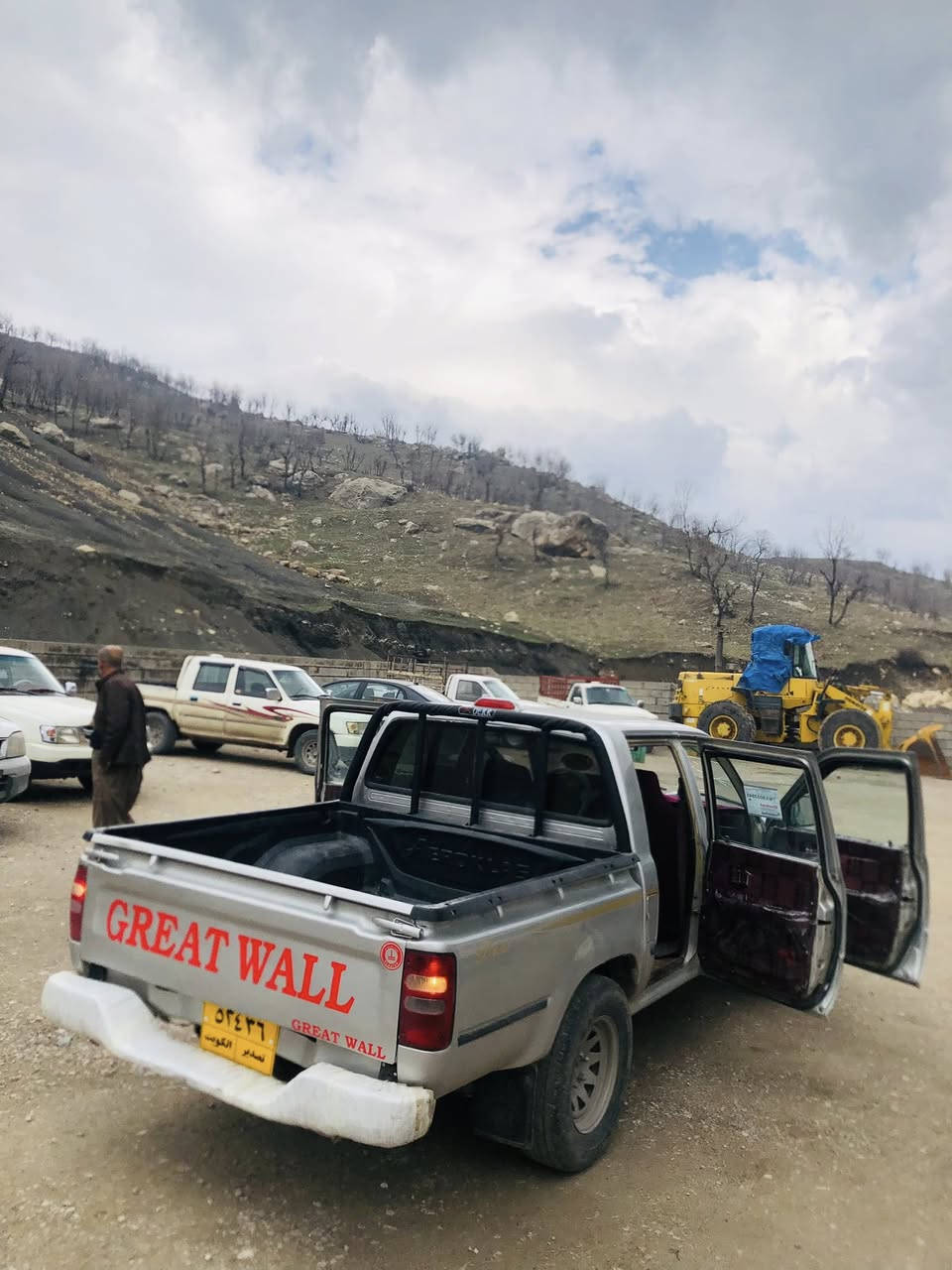 پیکاب مۆدیل 2007 گیر و مەکینە و اکسل بەشەرت منفیست ئەسلی هەزەوە پاکانەی سۆران غرامە بەشەرت جام کارەبای کارەبایات مجبوت بۆ جوانی پمپ کراوە لەسەر ساغە یەک دینار مەسرەفی تیا نیە زۆر توندو تۆلە نمنە لەجوانی نرخی 45$ (***********)☎️(***********)فایبەر لەسەر زینە ناونیشان خەلیفان پیشانگای کۆرەک
