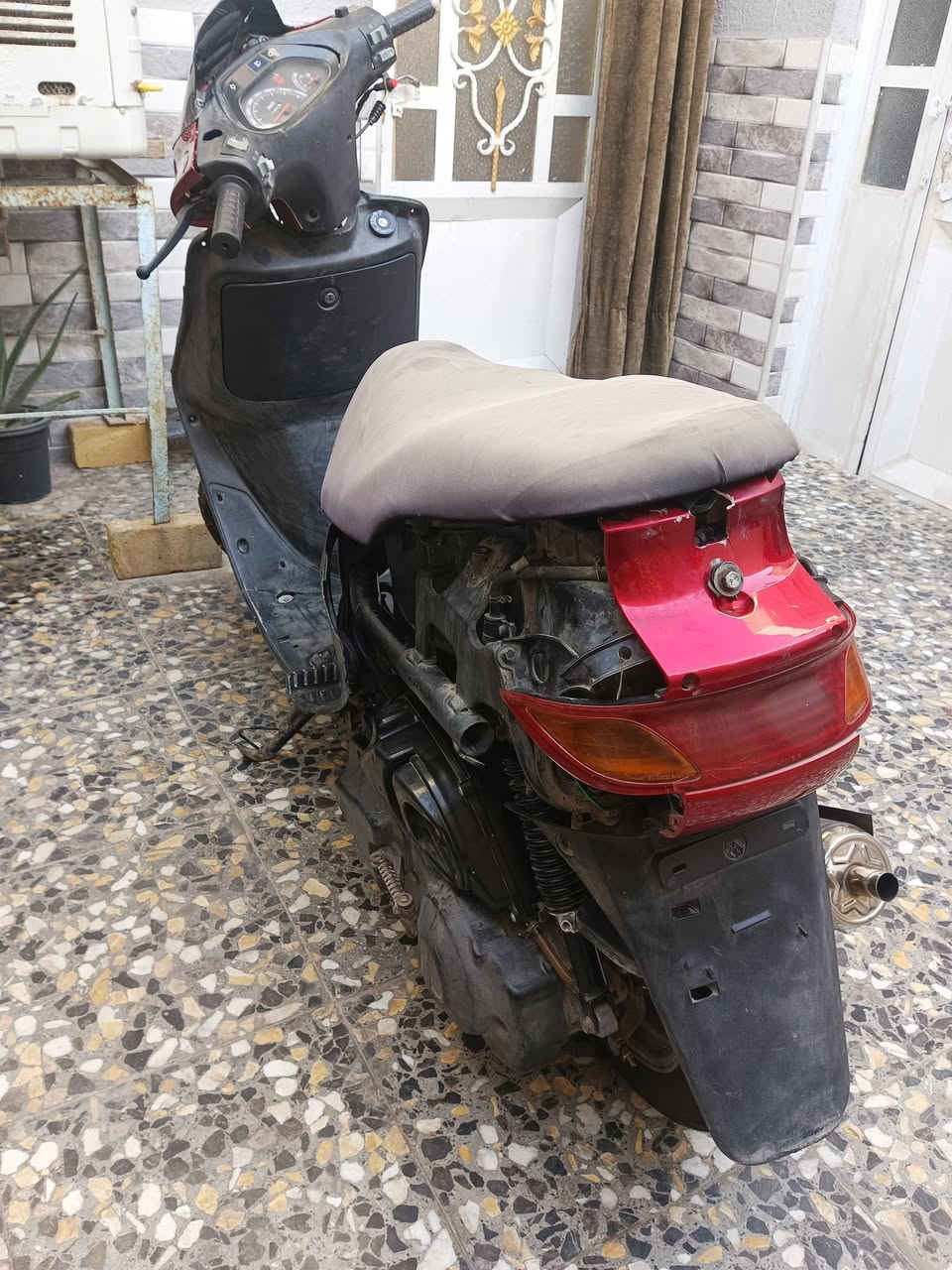 فراشة حربي فحل للبيع
دراجه مزوده بوشة 55
 
صالنصة FM رياضي 

شرط الشلعة والمعدل 

كهربائيات كلها شغالة نكرة سلف 

وكم خير من الله
السعر ب500 رقم بي واتساب ***********
