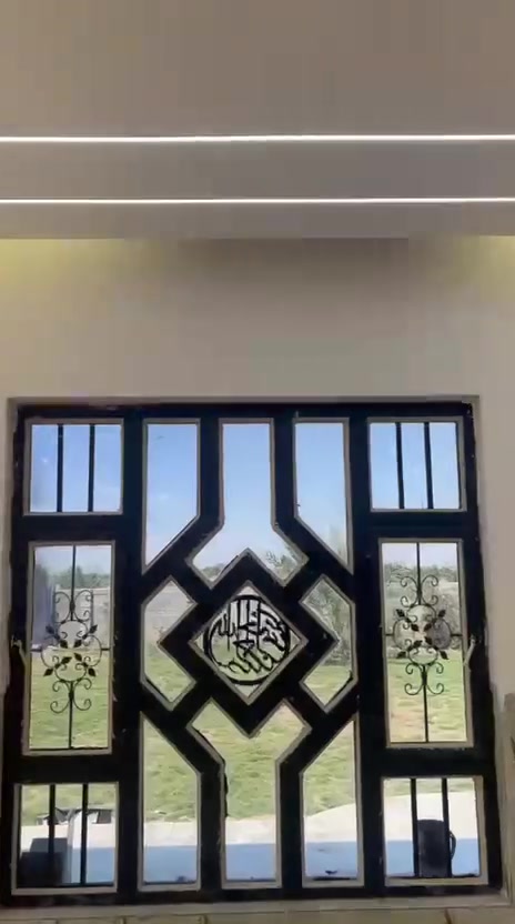 أنسب الاسعار..
عمل وتصميم كافة الديكورات الجبسيه والبديل رخام وبديل الخشب 
1_ سعر المتر طول ٣٠ الف يشمل تصليح وتثقيب وتسليك فقط

2_ سعر المتر الطولي ٣٥ الف يشمل تصليح وتثقيب وصبغ

3_سعر المتر طول ٤٥ يشمل الصبغ والكهربائيات كرستا وعمل

4_سقوف ثانوية+ اشرطة بلاستك 

5_سحبات لوحات

حسين الكلابي 
***********
