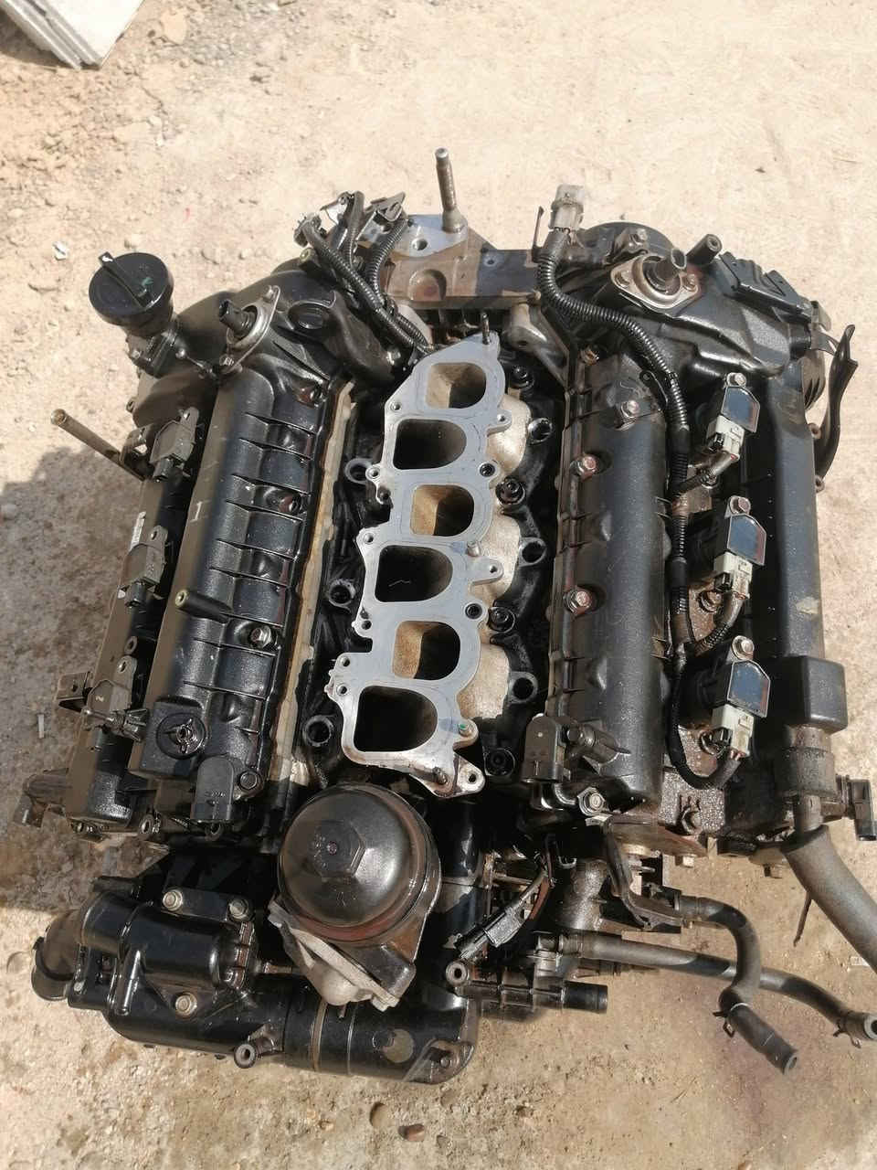 السلام عليكم مكينه سياره سنتافي 2013.  6اسلندر حجم مكينه 3500 سعر 200 أبيها مجال وهاذا رقمي ***********
