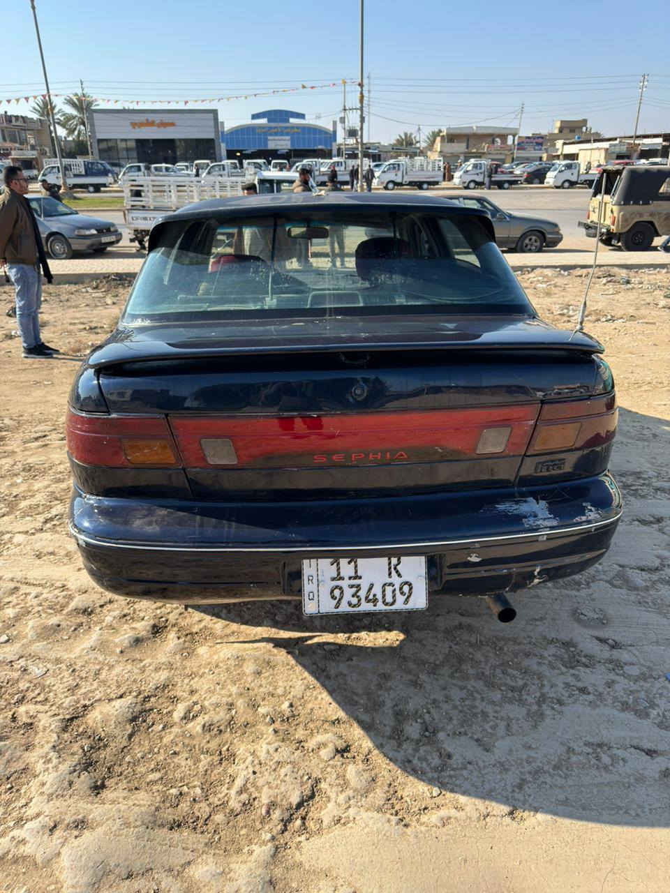 السلام عليكم ورحمة الله وبركاته
كيا سيفيا ٩٣ للبيع، مكينة مسكر، كير أوتماتيك، تخم تاير جديد، سنوية إلى ٢٧ باسمي، هزة جديدة، شرط التحويل. 
السعر:٣٦ وبيها مجال 
المكان:بغداد،قرب بسماية، ناحية الوحدة.
رقم الهاتف: ***********
