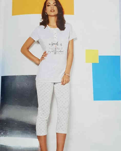 توفر تراكات نسائيه و بناتيه 
متوفر جميع قياسات 
العنوان خانقين شارع مصرف مجاور حاجه الف
للاستفسار وتواصل 
***********
يوجد خدمه توصيل جميع مناطق خانقين 
و محافظات العراق
اهلا وسهلا بكم🌹
