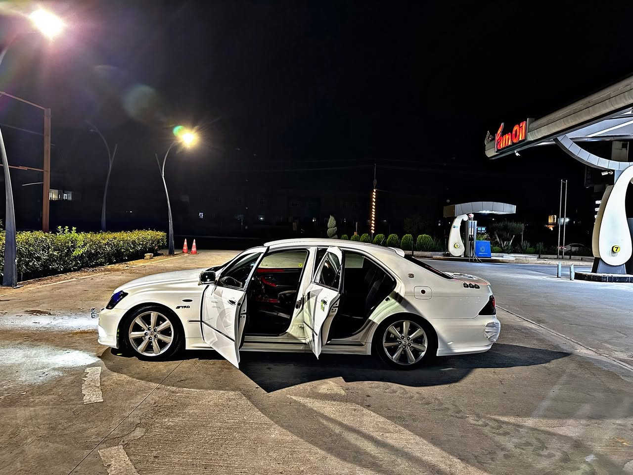 شەهینە سپۆرت شتی تایبەت 🤍📦👌🏻
2005  180 گچکە بە گچکە  مەرخوب ئەڵتونی بازاڕ👌🏻👌🏻
گێڕ و مەکینە بەشەرتی 100 فیتەر 📦🤍
 ویل دینگە سفر  👌🏻
چوار تەیەی لۆک لۆکی لە ژێرە تەزا بۆی کڕاوە📦👌🏻
بەسمە ڕەش🤍👌🏻
سوکان فۆلێۆم 📦🤍
 3 دووگمە👌🏻👌🏻👌🏻
بڕەوا 
کەفەر گۆڕاو بەشەرت📦🤍.
سەقفو بۆیاخ بەشەرت📦
ناو سور❤️👌🏻
لەیت ناو ڕەش لێزەر🤍📦
ڕۆنی گێڕو مەکینەی تازە گۆڕاوە 📦📦
هەر هەموو گیانی بەشەرت  یەک خەلەل 100ی بشکێنە🤍
پشت و پێش کەپس بێ دەحم و لێدراوی 📦🤍
بێ چاڵو قوپی👌🏻📦🤍 
جەمەکانی هەڵ گیراوە📦👌🏻
برێکی بەستراوە👌🏻🤍📦
 سەیارەکە  بە ماشااللەی دەوێ لە جوانی📦📦📦 

بەنزین زۆر زۆر کەم ئەخوات✅
تەبرید سارد و گەرم  مەزبووت👌🏻📦
لەیت ناوچەی کوێر👌🏻🤍
 بەشەرتی هەموو شت 📦🤍
(((((((. گەر دەتەوێت بێیتە سەر حازری و تەنها لێی بخوری بێ کەم و کوری لێی دودڵ مەبە ، بێ کەم و کوری و کامل جاونکاری شاهانەی بە خزمەت 😍بێتە مایەی خێر و بەرەکت بۆ ئەو کەسەی دەیکرێت ♥️))))))).
 ناونیشان ڕانیە 
سەحری (55) 💵مەهەمەلە☎️
📞***********
