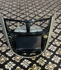 شاشة سيارة • مخلوعة • ما مفحوصه