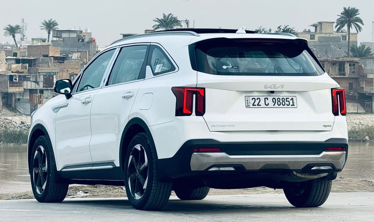 السلام عليكم 
سورنتو موديل 2024 فول مواصفات خليجي مكفولة مرقم اربيل تحويل مباشر 
ماشيه (26 الف km )
المواصفات : بصمة / تشغيل عن بعد / بانوراما / جنطة كهرباء / كير ماوس / كراسي امامي كهرباء / 3 قطع تبريد / حساس امامي وخلفي / لايت زنون / كشافات / بك لايت LED / داخل ابيض / 7 راكب / هندبريك بصمة / مود درايف / شاحن وايرليس / كامرة خلفية / مانع انحدار / شاشة ديجتال / بردات خلفية / شاشة كار بلي / مثبت سرعة / تبريد شاشة / مانع انزلاق / اشاير مري 
((محرك 6 سلندر ))
مكاني الكاظمية 

للتواصل والاستفسار : 
***********
