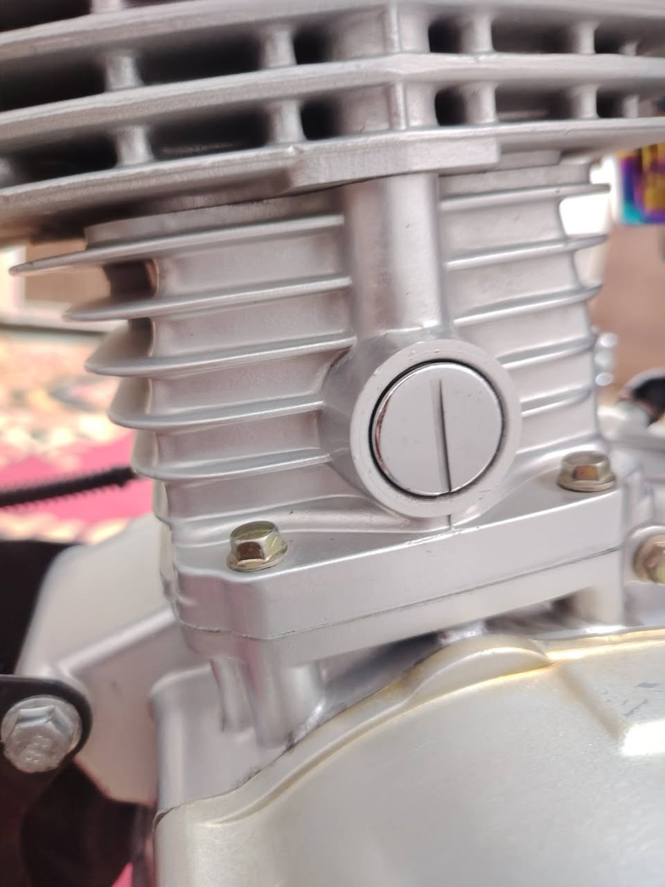 سلام عليكم مكينه تيربوو مراوس او بيع مبدل ولفات صارله شهرين من شاده 25قبق الماكنيت طك وبدلت فقط شعدك مراوس علق وانه راسلك***********
