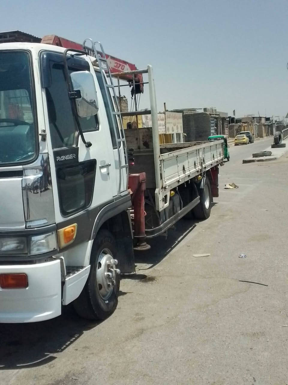 هينو منغولي محرك 60 يبخر  بلسنوية حمل. قمارة وبدي مال انكر جدد مبدل فردة مال شاصي  مكان السيارة بغداد. السعر 115 بيهة مجال بصيط  رقم الهاتف ***********. ذكرتلك كلشي مو شراي لا تخابر ولا كل شبيهة لين ذاكرلك كل شي
