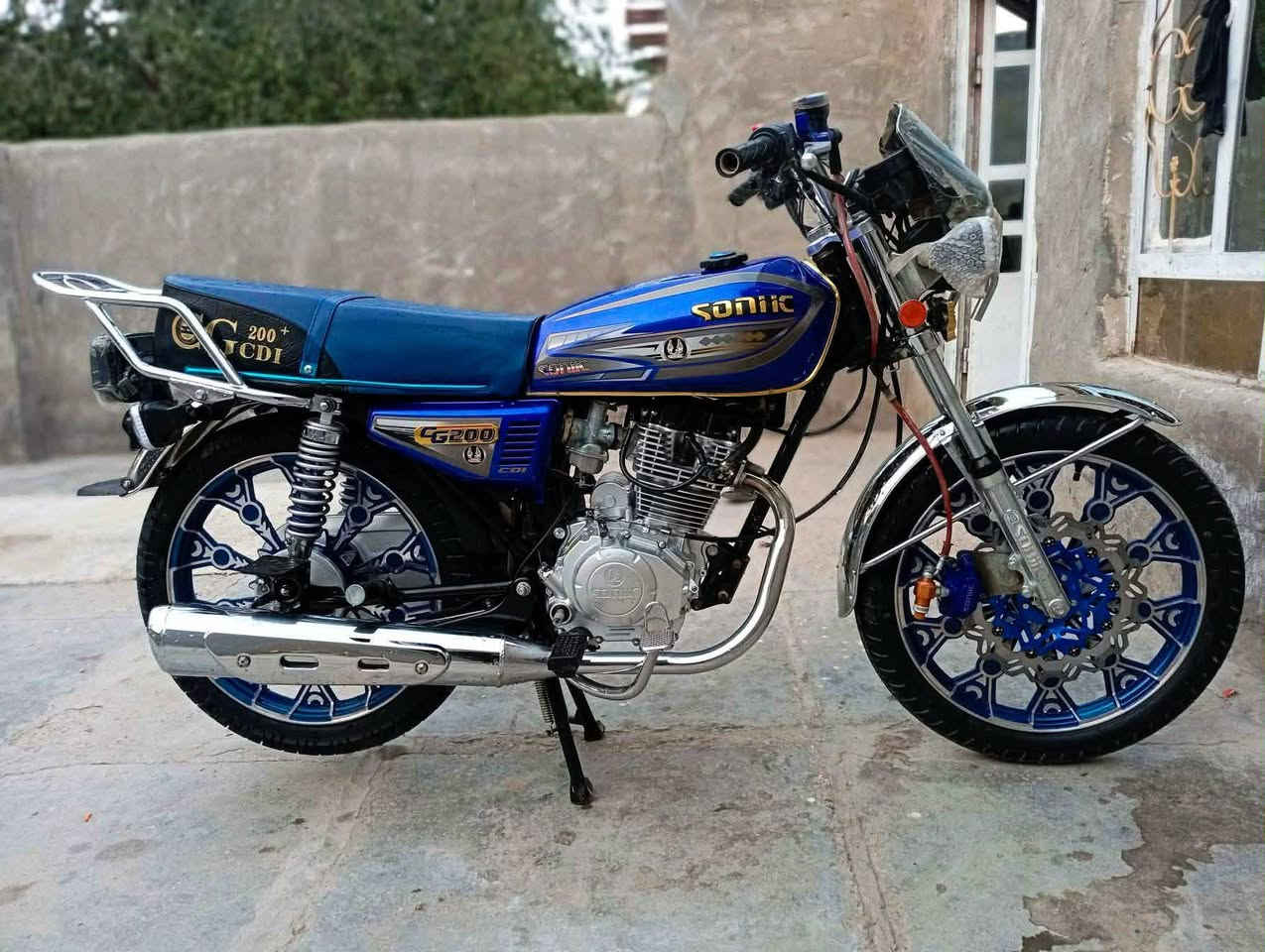 يالله سلام عليكم للبيع دراجه  سيفان موديل 26 اوراق ختم سونك مكفوله كفاله عامه محرك 200 بصمه تشغيل عن بعد  دشبول شاشه امبيثري بلادي ب دشبول   الشراي يجي خاص او تصال***********  مكاني بابل القاسم ناحية الطليعه
