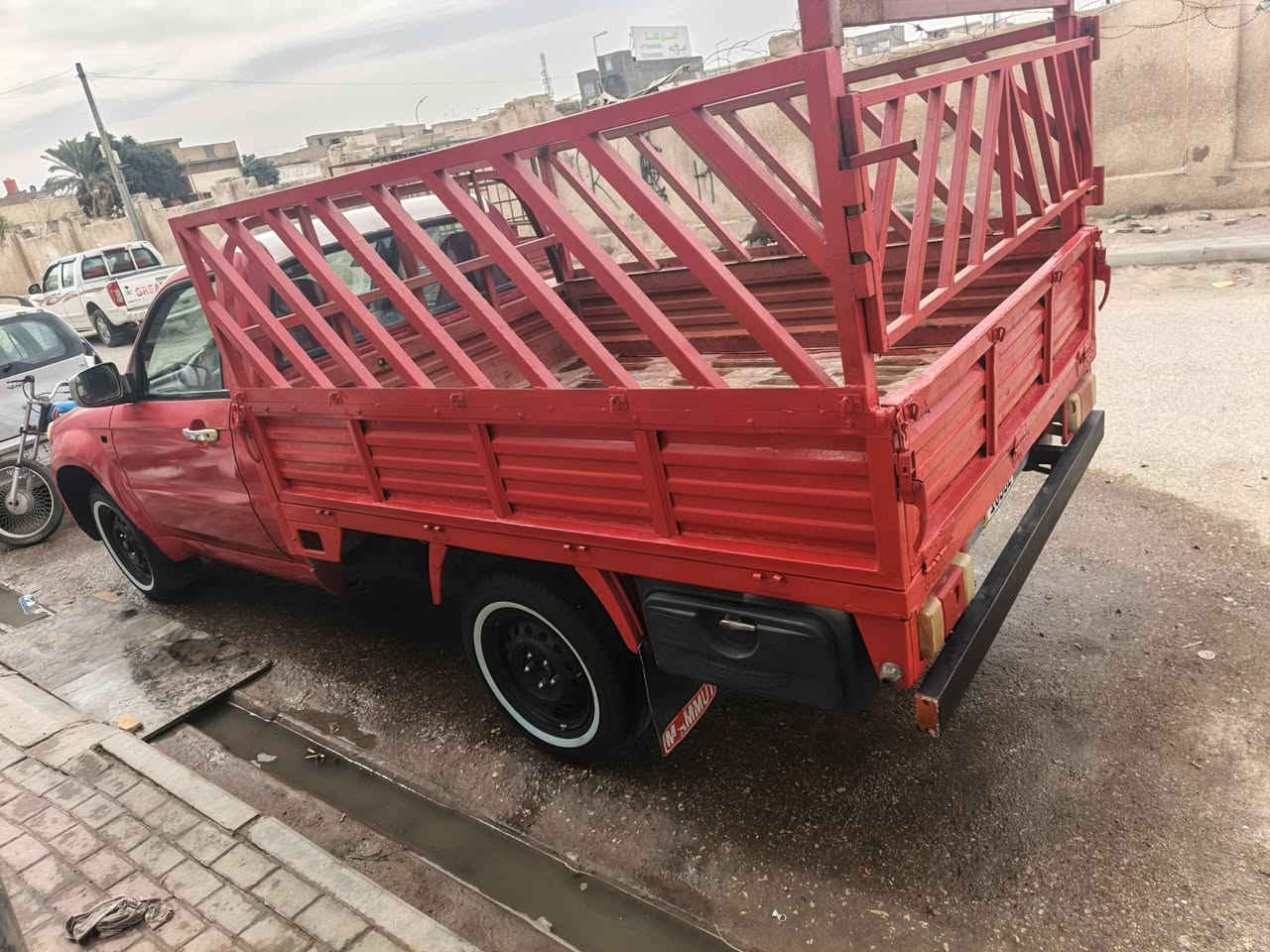 السلام عليكم سكاي للبيع رقمها واسط مداور ثاني يوم شرط رقم نكليزي سنويه ل 30 مكينه كير شرط مصبوغه اثر جراد 
تخم تاير جديد السعر 45 موديل13 مكان السياره سماوه 
***********
