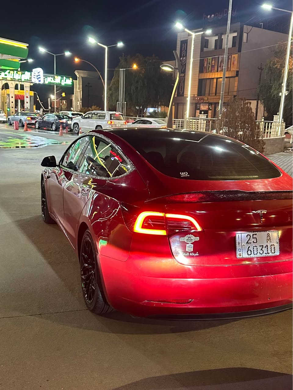 سلام عليكم للبيع تسلا مودل ٣ دبل ماطور موديل ٢٠٢٣ 
صبغ صندوك خلفي فقط بدون دواخل بدون ايرباك صور حاذت موجود 
رقم كركوك باسمي 
فول مواصفات  ماشيه ٥٠ الف كلشي ب شرط 
سعر ١٥٥ وبيها مجال 
رقمي *********** كركوك, العراق
