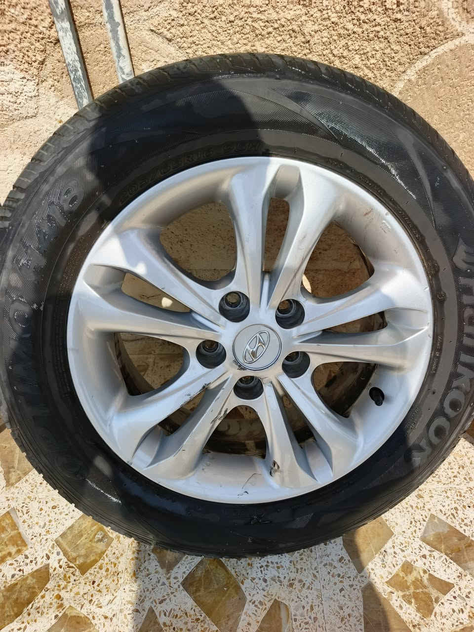 السلام عليكم  وياله سنواتا ويلكب هنه وتوايرهن طخم كامل للبيع للاتصال ***********
***********
