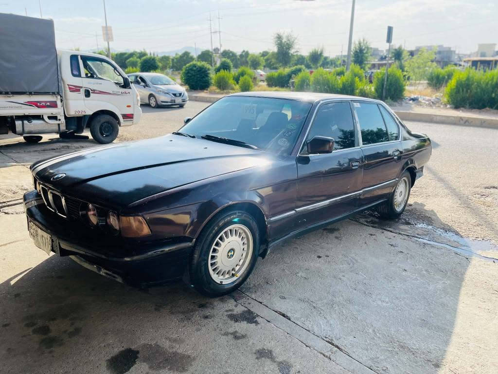 بیئێم مۆدیل1993 بۆفرۆشتن مەکینەو گێڕبەشەرتی هەزارفیتەر تۆماتیک فولە بەس سڵایت نیە چوار جام کارەباتەقەوڕەقەی نیەئاڕمی پلاستیکی هەولێر بەشەرتی،ئەوەلیات زۆر پاکە سعر17معامەلە شوێن هەڵەبجەی تازە ژمارە*********** السليمانية, العراق
