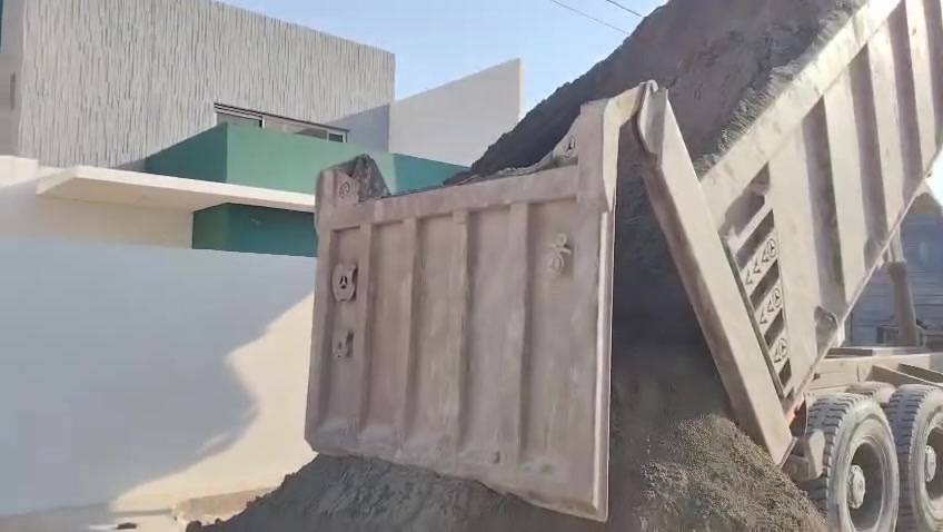 تجهيز حقدائق برمل الشاطئ الزميج وحفر الطبقه السبيس ونخلي الزميج الحله شرط الزميج وعدنا زميج الكوفه انسب السعار ***********
