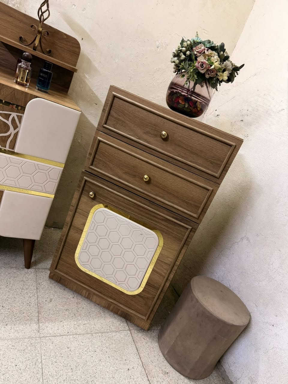 غرفة تركي سرير مخزن انارة شغالة ٩قطع سعرهه ٨٥٠


**إذا كنت صاحب هذا الإعلان وتريد حذفه لأي سبب، رجاءا أرسل رسالة إلى الدعم الفني**