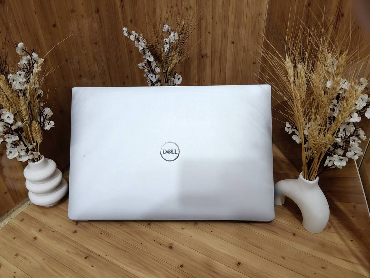 ⚡🦾 أداء هندسي 🦾⚡
💻 Dell Precision 5530
🔹 Core i7 جيل 8
🔸 RAM 16GB
🔹 SSD 512GB
🖥️ شاشة 15 إنج

🚀 أداء قوي وسريع جداً
💼 مناسب للشغل الثقيل والتصميم
🎨 جهاز ممتاز للمونتاج والفوتوشوب
🌪️ فتح سريع للبرامج والملفات
🛡️ عملي ويعتمد عليه يومياً
🖤 تصميم فخم ومرتب من Dell

👑 من أقوى أجهزة الـ Precision للأداء والشغل
💎 يعطيك راحة وسلاسة بالاستخدام
🔥 يتحمل الاستخدام القوي بدون تعب
🚄 سرعة تفرق فعلاً بالشغل اليومي

🎯 استخدامات اللابتوب:
🎨 تصميم وفوتوشوب
🎬 مونتاج وتحرير فيديو
🧑‍💻 برمجة وشغل
📚 دراسة واستخدام يومي
📊 أوفيس واجتماعات

🔥 جهاز يجمع القوة، السرعة، والفخامة بنفس الوقت

📩 للاستفسار راسل خاص


**إذا كنت صاحب هذا الإعلان وتريد حذفه لأي سبب، رجاءا أرسل رسالة إلى الدعم الفني**