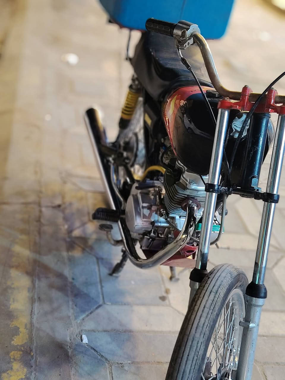 ايراني للبيع محرك نامه شاصي نامه مكفوله عشاير السعر 375 وبيها مجال مكاني البصره ابو الخصيب
***********
