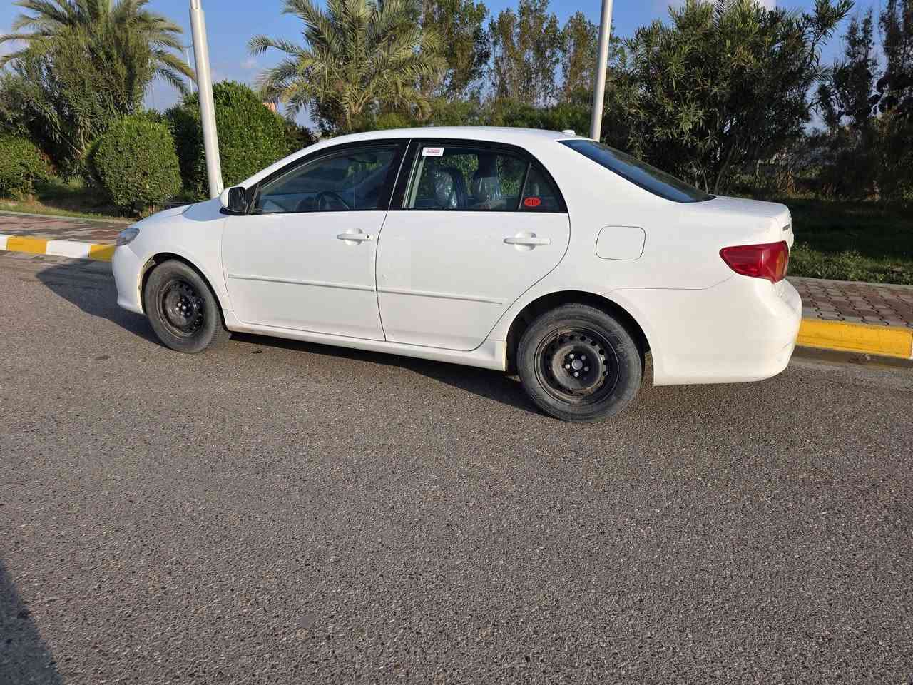 كورلا 2010 وارد أمريكي محرك 18 سنويه لل30. ثلاث قطع بدون دواخل خلاص وبيها صبغ مكانين شبر  هيج. تبريد صدر كهربائيات منظومة زنون  سياره جاهزه على الاخر شرط تحويل المكان تكريت . السعر ١٠٥ وبيها مجال .
***********
***********
