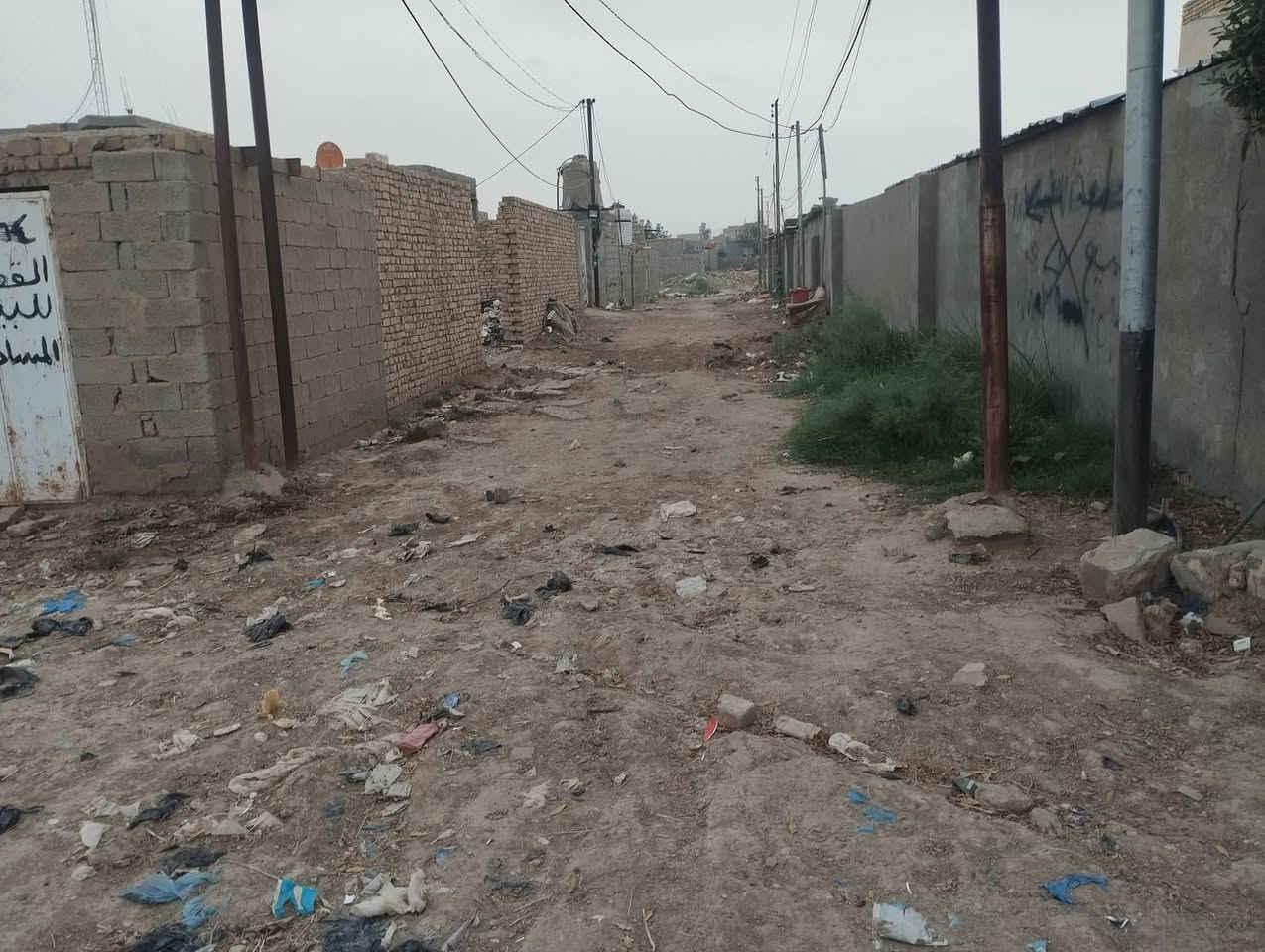 دار للبيع مساحه 400 منطقه حي الهادي ***********
