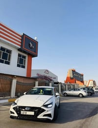 سوناتا ٢٠٢١ • ابيض وارد امريكي • ٩٠٠٠٠ ميل