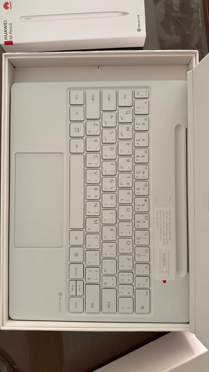 HUAWEI MatePad Pro 12.2-inch PaperMatte Edition WIFI
12+512 GB Premium Gold Inbox Keyboard
الجهاز جديد لم يستعمل تقريباً
معه (كيبورد و قلم و شاحن و 2cover و screen حماية للشاشة)
كل شيء أصلي وموثوق و نظيف ومتحافظ عليه

رقم التواصل واتس: 01062335229
رقم التواصل اتصال: 01040441004


**إذا كنت صاحب هذا الإعلان وتريد حذفه لأي سبب، رجاءا أرسل رسالة إلى الدعم الفني**