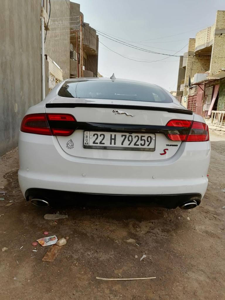 سياره جاكور 2015Xfفول مواصفات بصمه فتحه سايد بريك كهربائي السياره حرفSيعني فول الفول للخير حساسات اماميه خلفيه زراك ليت السياره 5بصمات محرك 2000تيربو كير 8نمر دبل كلج يعني صاروخ كيج عداد300محرك نضيف كير نضيف  سياره مكفوله بيها فقط البنيد مرشوش +الجاملغ الأيمن والباقي كفال السعر 118 اتصال *********** النجف, العراق
