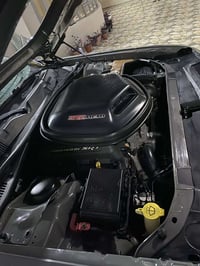 جالنجر ٢٠١٨ srt shaker scat pack ماشية ٦٠ مايل  لون سمنتي  حادثها جامل...