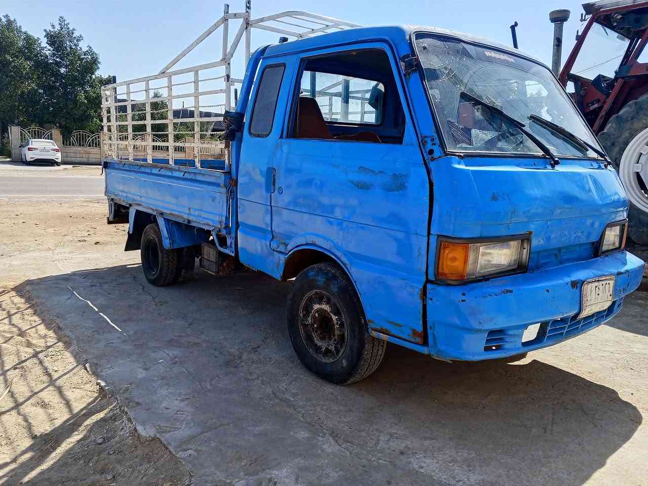 سلام عليكم كيا موديل 94مكفول محرك كير مشروطات شرط شاصي مكفول رقم  تحويل مباشر  تخم تاير كهربائية كله شغال عنوان دوانيه مهناوي ستغسار ***********
