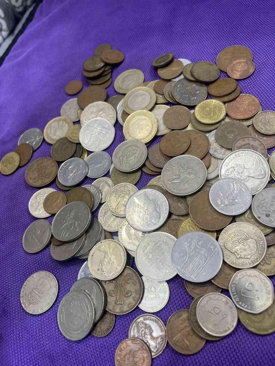 السلام عليكم 150  قطعه بيهن عربي وبيهن اجنبي 
 يبدأ المزاد من ٢٠ ألف  
لغايه غداً الساعه ١٢ليلاً تسحب إذا لم تصل للمبلغ المطلوب
يتوفر توصيل


**إذا كنت صاحب هذا الإعلان وتريد حذفه لأي سبب، رجاءا أرسل رسالة إلى الدعم الفني**