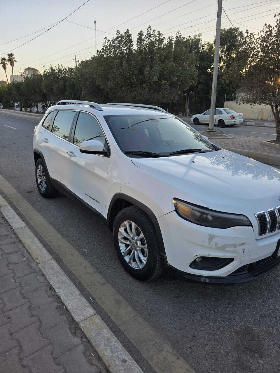 جيب بزون
موديل 2019
محرك 2400
كير ومحرك مكفول 
ضربتها جاملغ أمامي وخلفي عكس السايق 
هذا رقم الشاصي حتى تشوف ضربتها (1C4PJMLB2KD364724)

سعر العرض 118 ورقة 

ميسان/العمارة 
السيارة حرة و بإسمي


**إذا كنت صاحب هذا الإعلان وتريد حذفه لأي سبب، رجاءا أرسل رسالة إلى الدعم الفني**