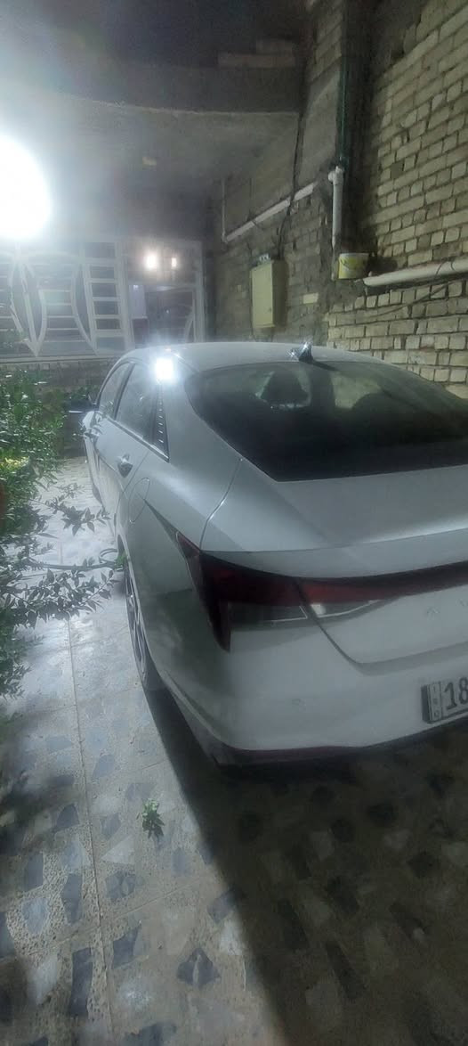 هونداي الانترة هايبرد موديل ٢٠٢١ حادث بنيد فقط فول مواصفات سعر ١٢٠ وبيه مجال للشراء
*********** بغداد 
رقم بابل بسمي شرط التحويل
