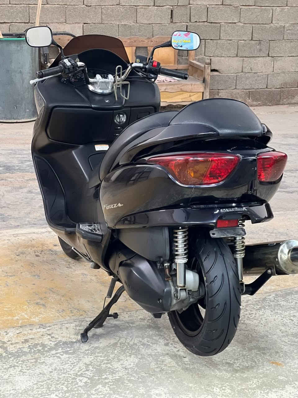 سلام عليكم شباب فورزه 08لبيع دراجه جديده كارتون كير بس لغيته خليت كلج وأدراجه ماشيه تقريبن 29الف يعني بعده جديده محرك كفاله دراجه جاهزه من كلشي مكاني بصره مركز مدينه رقم الهاتف ***********تصل وبخدمت شراي
