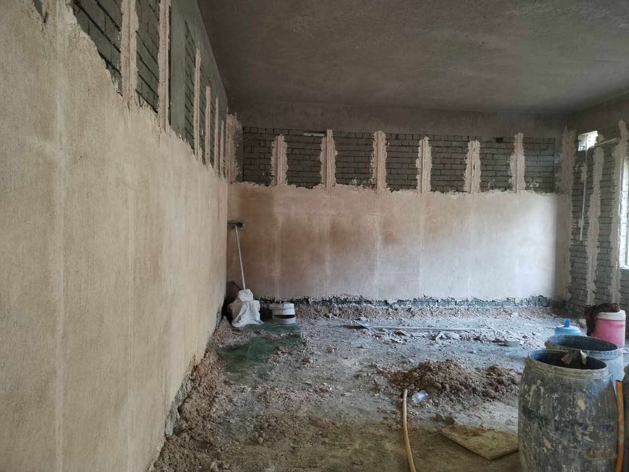 السلام عليكم خلفه لبخ متفرغ حاليا شغل درجة اولى نجف الاشرف هاذا رقم تليفون ***********
