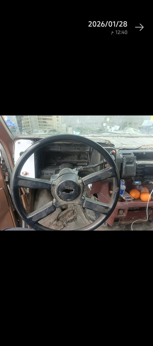 سلام عليكم فان استرو شوفر للبيع أو مراوس موديل 91 محور ونجي 6سلندر   رقم كربلاء  عنواني بغداد السعر 20وبيه مجال وترهم مراوس.  ***********
