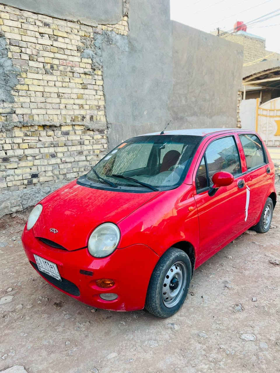 السلام عليكم كيو كيو للبيع مكفولة من المعجون والتبديل فقط الهلال شوية مكينة وكير كفالة عامة تخم تايرات السيارة بأسمي النوية ساقطة السعر ٢٩ وبيهة مجال قليل للشراي للاسفسار *********** او واتساب او خاص
