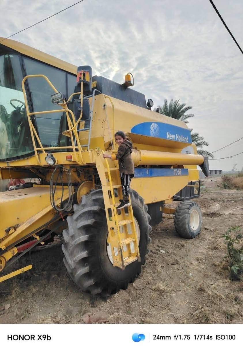 سلام عليكم حاصودة ٥ بلم هيدرو تك درام موديل ٢٠٠٥ رقم أربيل سنويه لل ٣٠  محرك شركه لاتنقيص ولا بخارسعر ٦٣ بيهه مجال ***********.  ***********  مكان بغداد الرضوانيه
