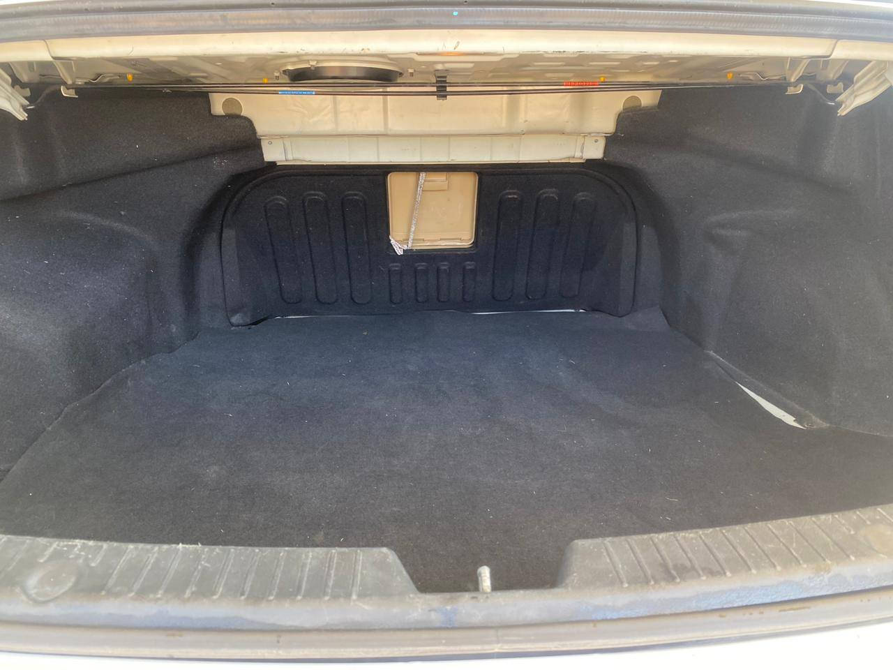 سوناتا موديل ٢٠١٥ مواصفات فول تبريد قطعتين اشاير بل مري  مكفوله الشركه العامه تحكم استيرن مري شفط محرك 2400دوش بيها قطعتين بارد صغار كلش حافه وسونار وياها *********** مكانها الحله سياره مال جناي نضيفه بمعنى الكلمه محتاج ضرف وابيع اتصال فقط  سعر ١٤٨
