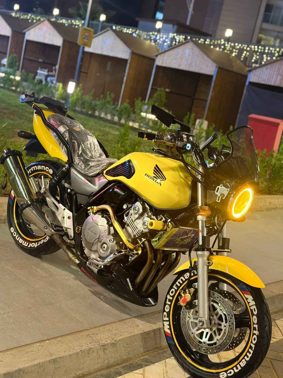 Cb400 nozl sopar model 2007  $23
***********

