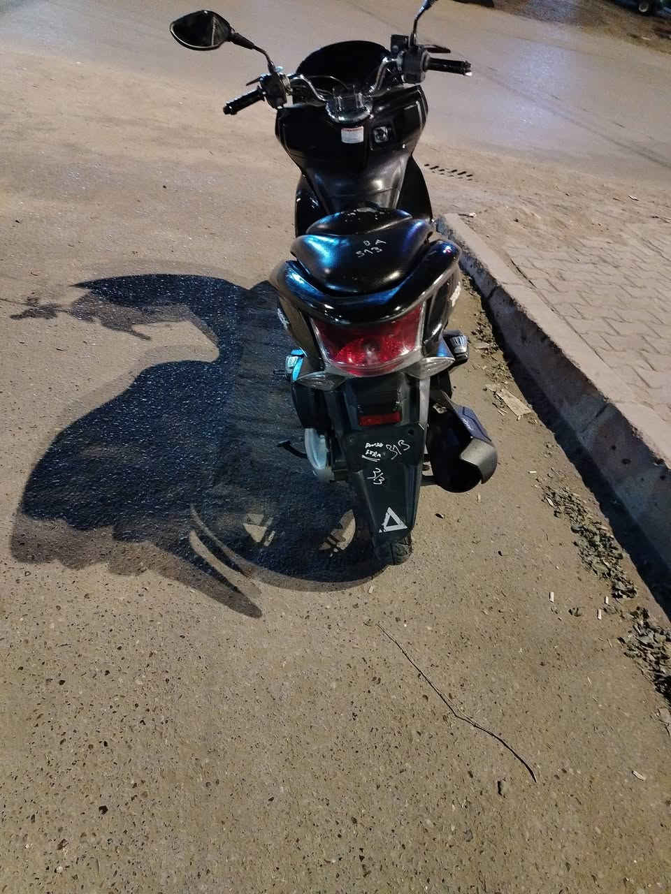 دراجة بي بي اس جيل الاول دراجة نضيفة مكينة مكفولة كهربائيات كلهن شغلات ومكفولات دراجة معروضة ب 1400 وبيه مجال ل استفسار او مراسلة واتساب ***********
