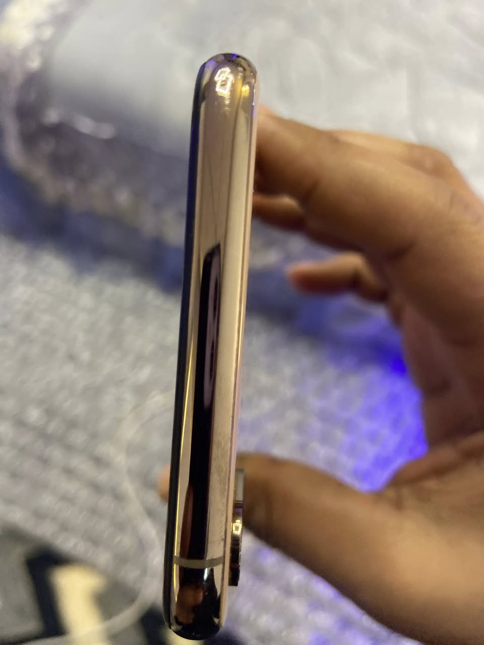 للبيع فقط آيفون   /iPhone Xs Max
ذاكرة 256

بطاريه 78
مبدل فقط شاشه 
فيس إيدي شغال 
جهاز نضيف حيل 
رايده 200  وبي مجال قليل


**إذا كنت صاحب هذا الإعلان وتريد حذفه لأي سبب، رجاءا أرسل رسالة إلى الدعم الفني**